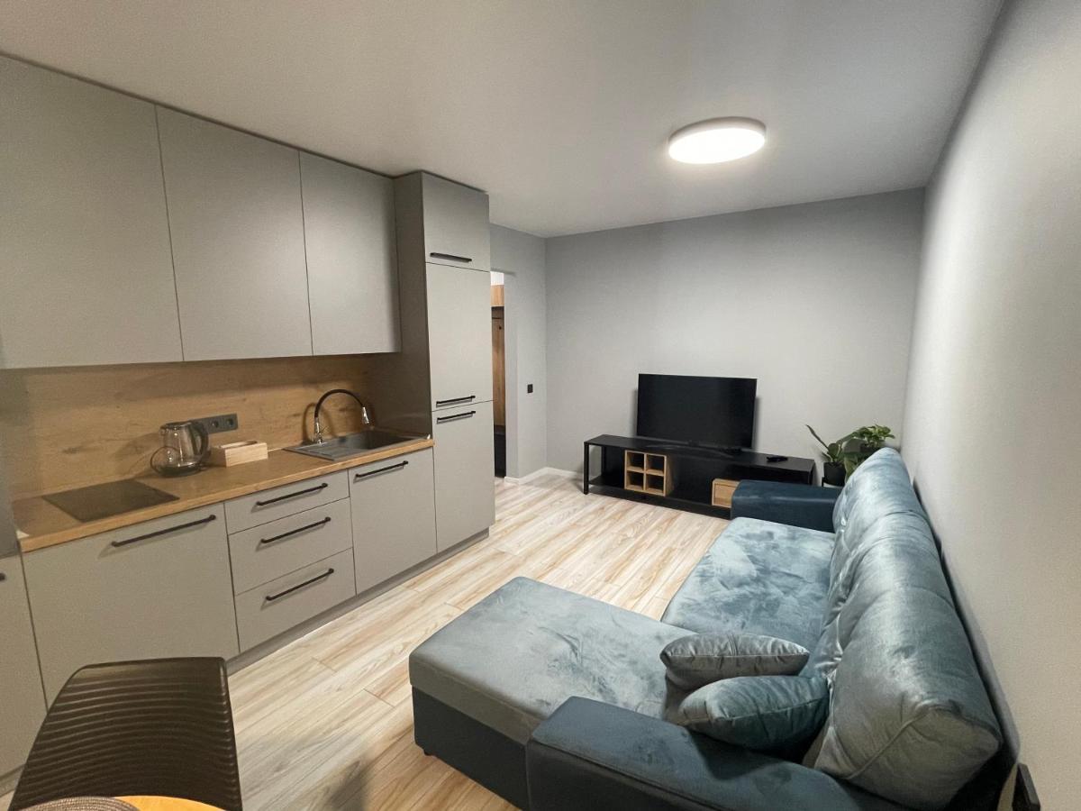 Mb Livinga Apartamentai Naftininku G Mažeikiai Exterior foto